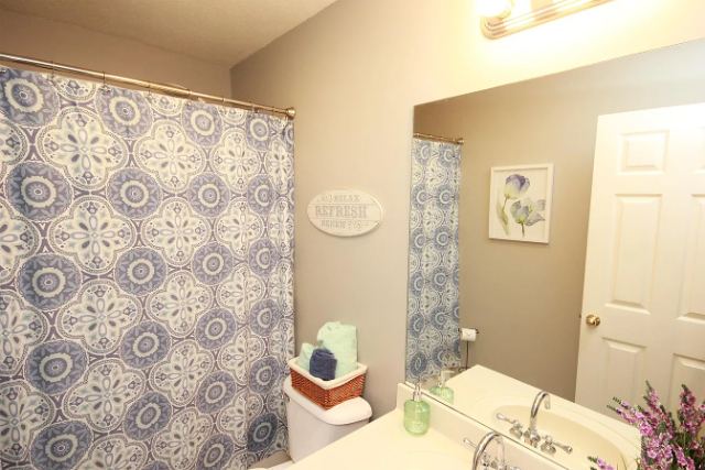 E Harbor Drive photo 17