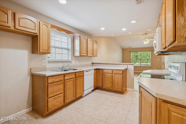 Avery Village Way photo 14
