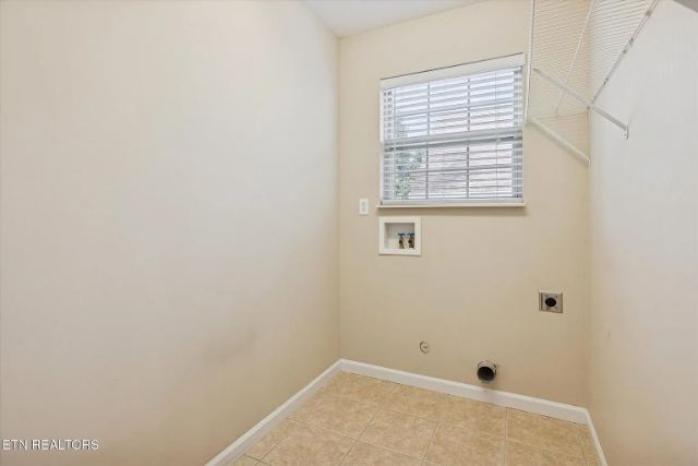 Avery Village Way photo 19