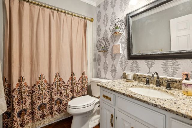 Roberts Road photo 24