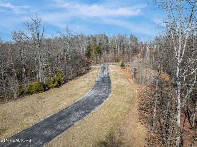 Eagle Ridge Drive photo 16