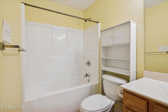 Avery Village Way photo 15