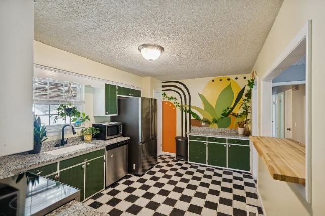 Rockwood Drive photo 14