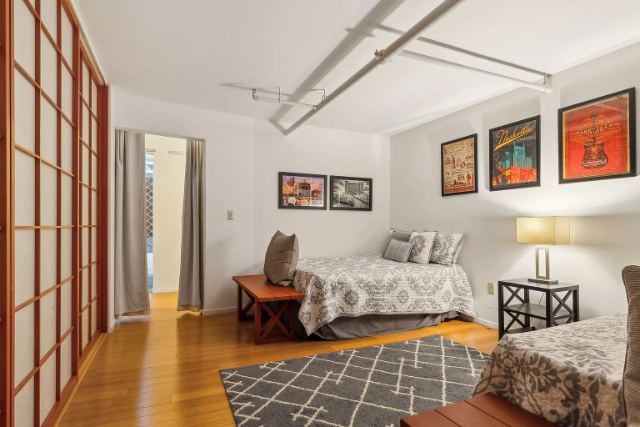 Church St Apt 307 photo 16