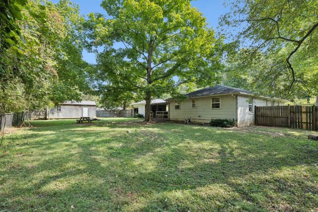 Creekside Drive photo 11