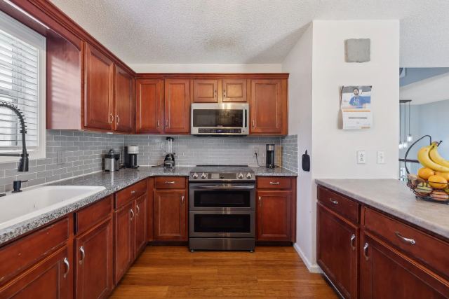 Yeager Drive photo 20