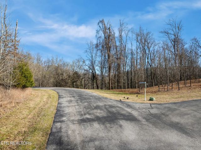 Eagle Ridge Drive photo 25