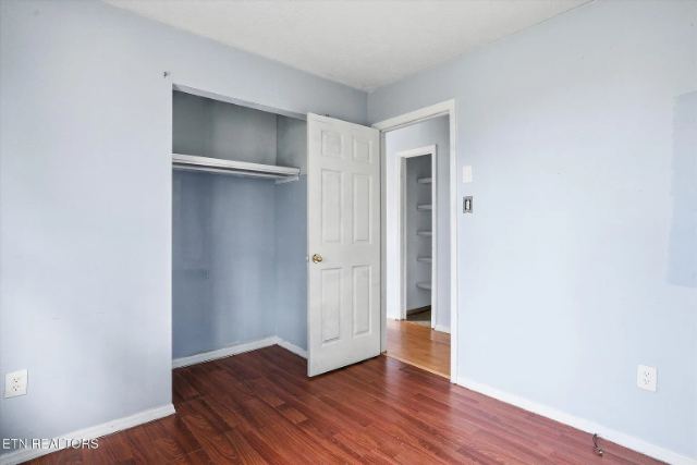 Foxwood Circle photo 10