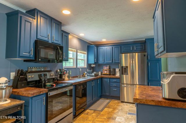 Blacksferry Road photo 16
