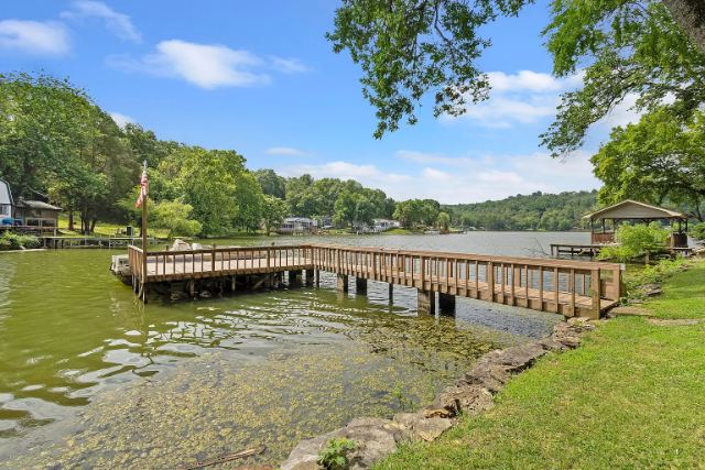Lake Logan Road photo 10