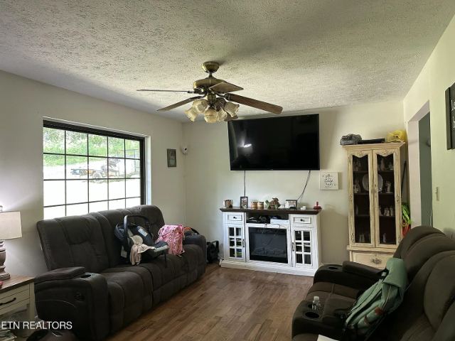 Summit Drive photo