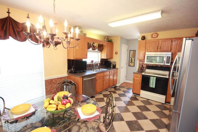 E Harbor Drive photo 18