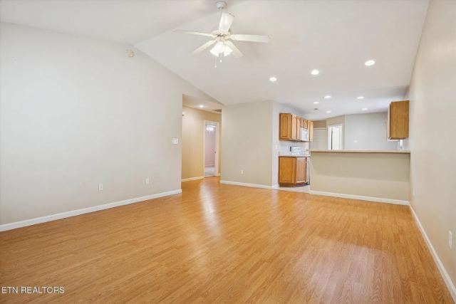 Avery Village Way photo 22