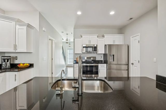 Villa Circle photo 19