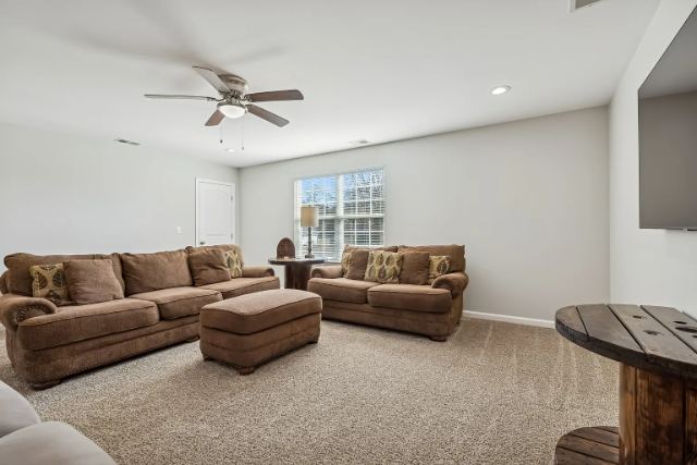 Villa Circle photo