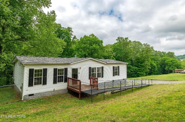 Blacksferry Road photo 15