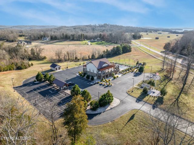 Eagle Ridge Drive photo 10