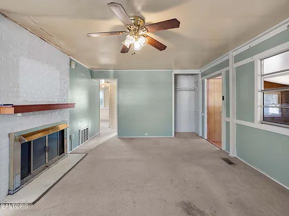 Glendale Lane photo 25