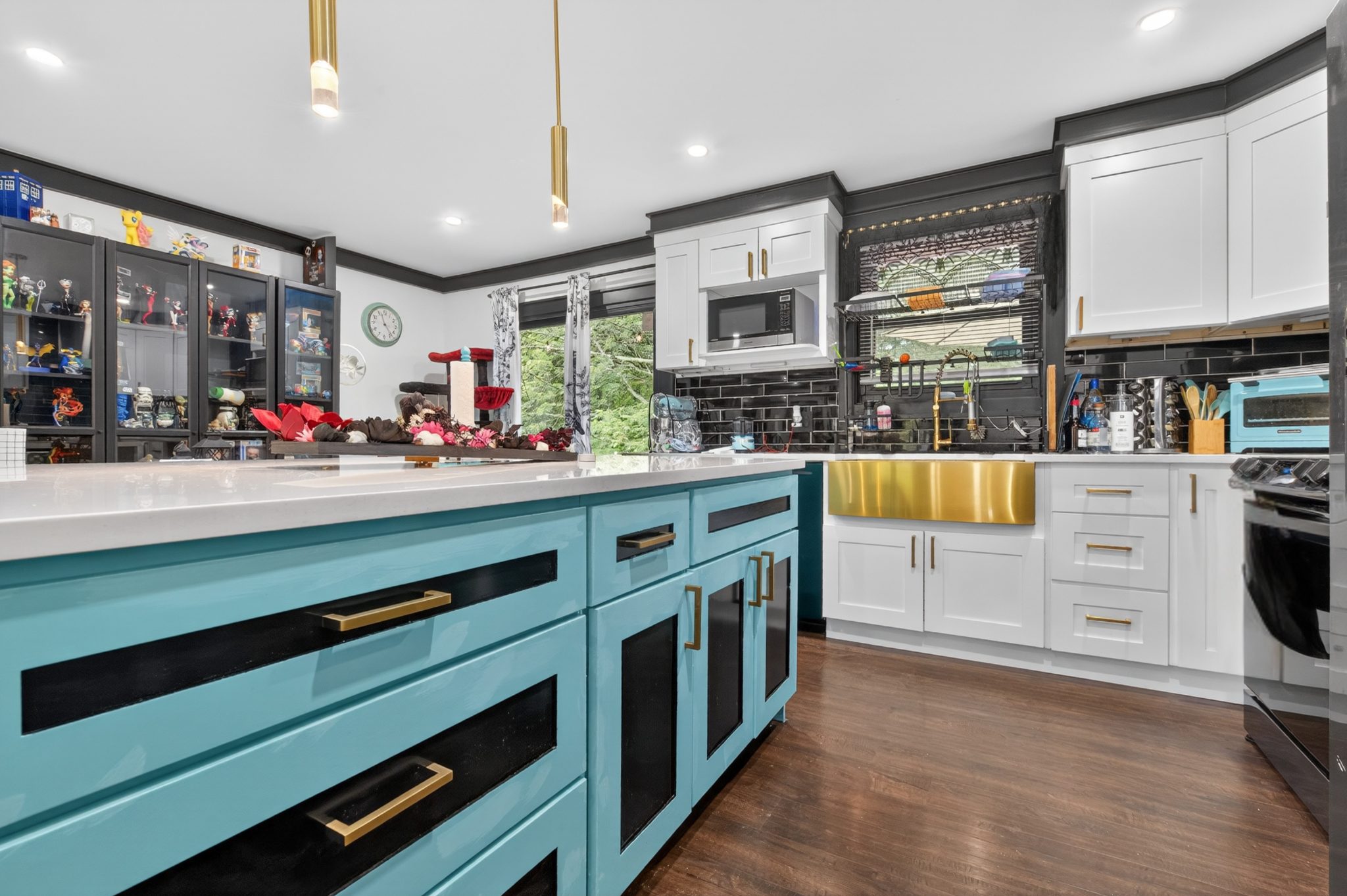 2904 Gordon Place photo