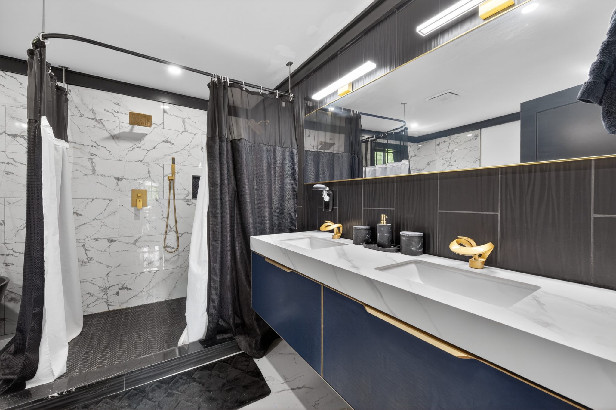 2904 Gordon Place photo